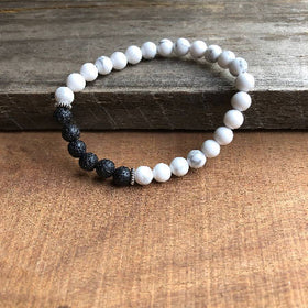 "CALM ME" WHITE HOWLITE DIFFUSER BRACELET